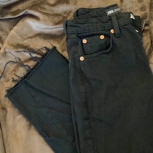 Zara Culotte Style Straight Leg Jeans. Size 0.